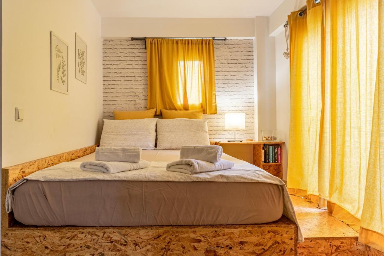Downtown Charming Studio Kalamata Luaran gambar