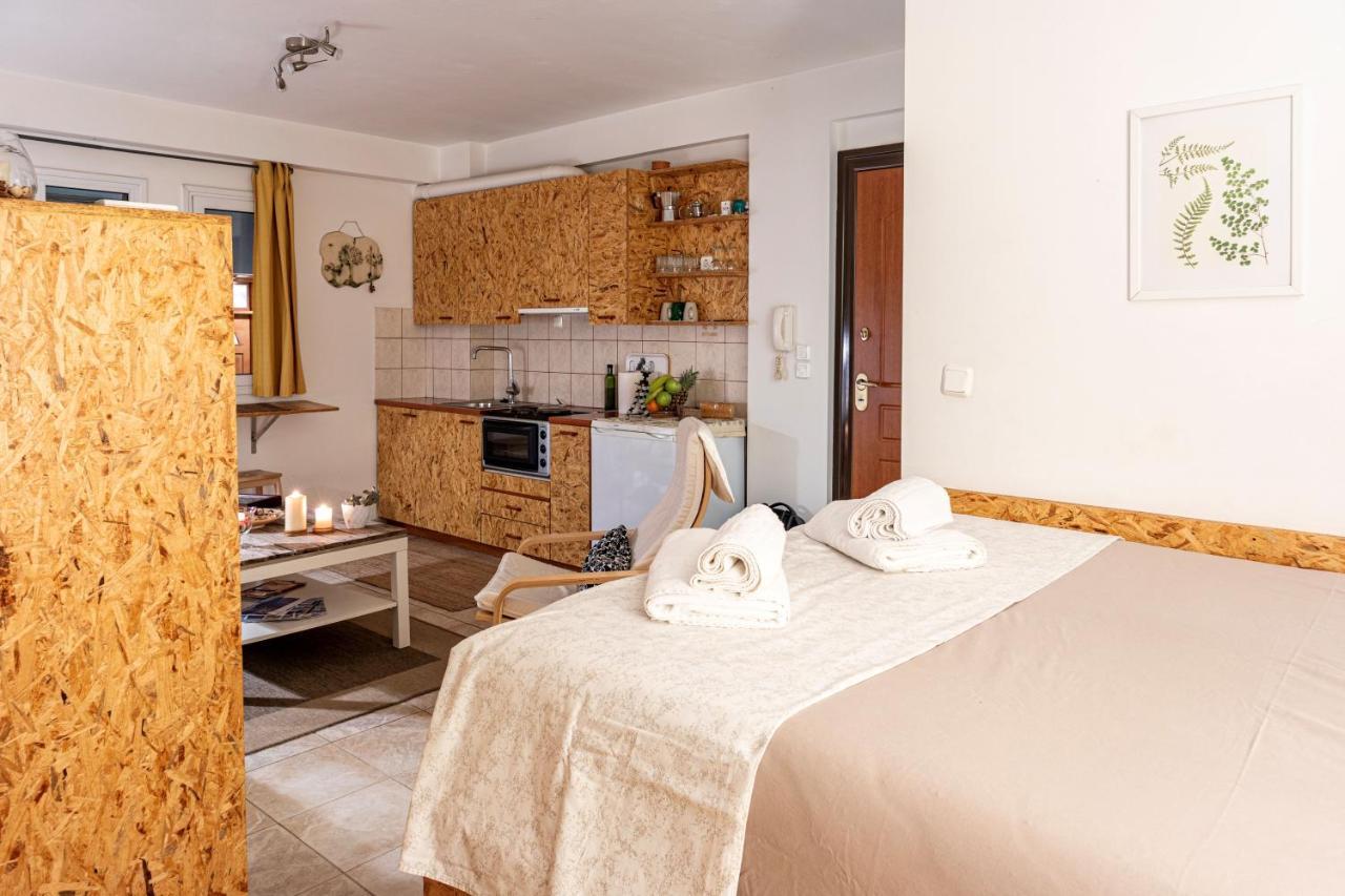 Downtown Charming Studio Kalamata Luaran gambar