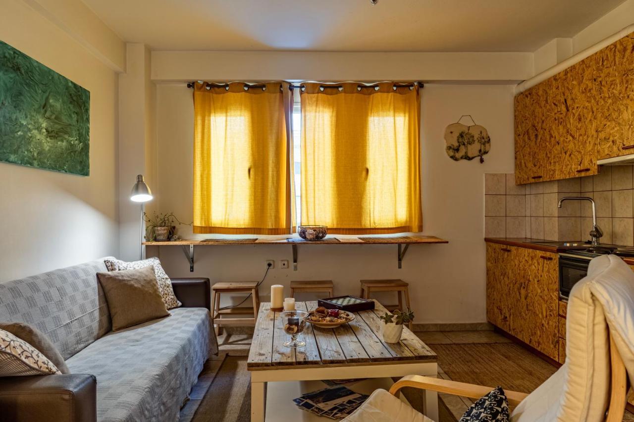 Downtown Charming Studio Kalamata Luaran gambar